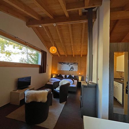 Huettenhotel Husky Lodge Muotathal Ngoại thất bức ảnh